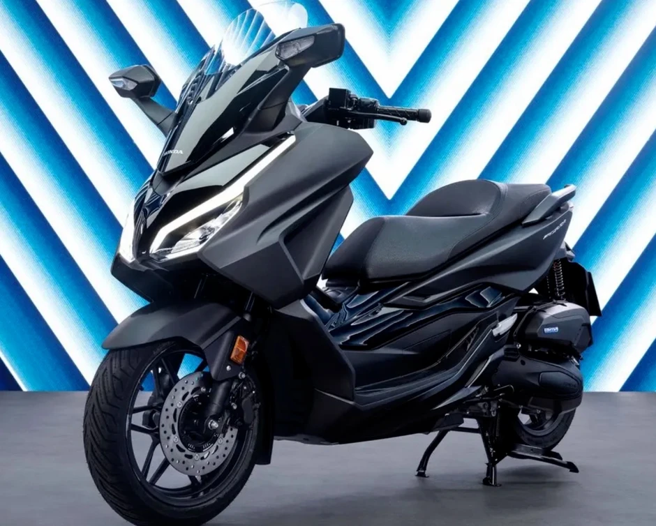 Honda NWZ150 ra mắt với động cơ hybrid, trang bị màn hình TFT và radar chống va chạm, giá bán chưa tới 70 triệu đồng