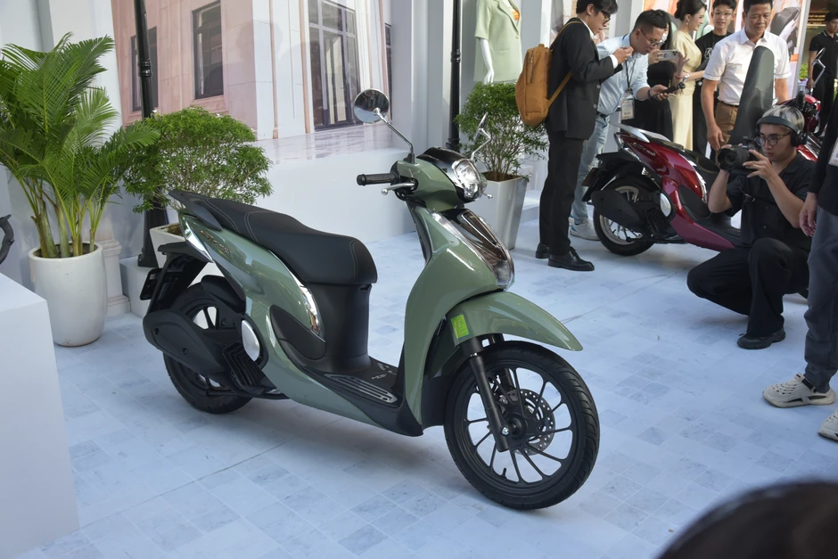 Honda Sh Mode 2026 ra mắt Việt Nam: Giá từ gần 61 triệu đồng, màn hình mới, động cơ ‘sạch’ hơn, thêm tính năng an toàn Honda Sh Mode 2026 ra mắt Việt Nam: Giá từ gần 61 triệu đồng, màn hình mới, động cơ ‘sạch’ hơn, thêm tính năng an toàn
