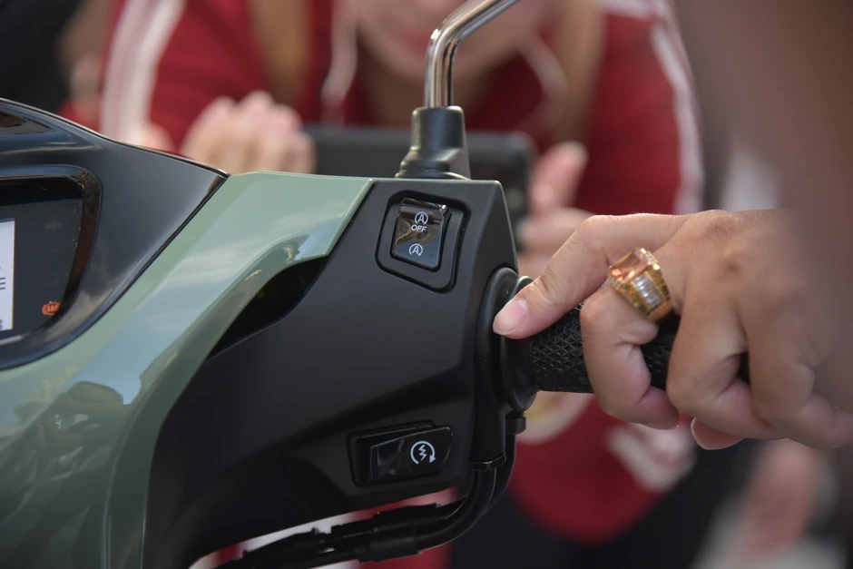 Honda Sh Mode 2026 ra mắt Việt Nam: Giá từ gần 61 triệu đồng, màn hình mới, động cơ ‘sạch’ hơn, thêm tính năng an toàn Honda Sh Mode 2026 ra mắt Việt Nam: Giá từ gần 61 triệu đồng, màn hình mới, động cơ ‘sạch’ hơn, thêm tính năng an toàn