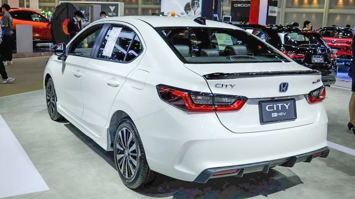 Honda thiệt hại gần 413.000 tỉ đồng: Bất ngờ hủy 3 mẫu xe điện mới, xoay sang xe hybrid Honda thiệt hại gần 413.000 tỉ đồng: Bất ngờ hủy 3 mẫu xe điện mới, xoay sang xe hybrid