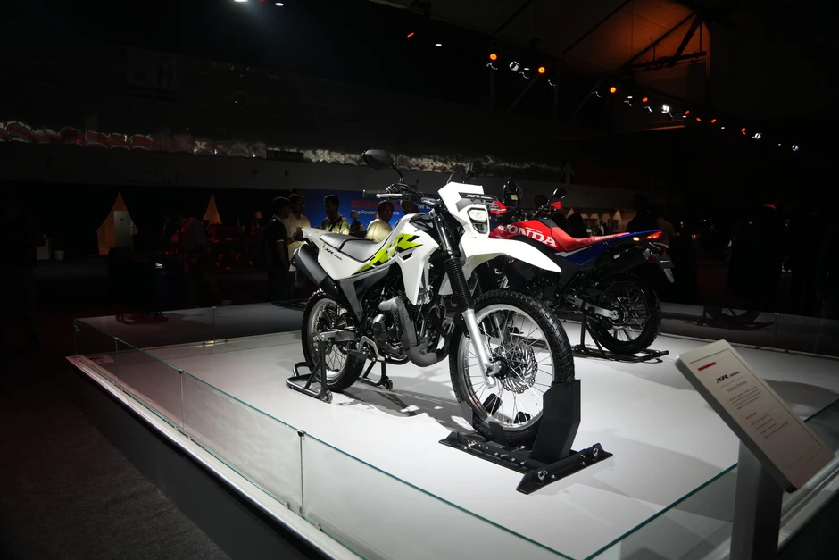 Honda XR300 2026 ra mắt: Xe địa hình mạnh mẽ chỉ từ 49 triệu đồng Honda XR300 2026 ra mắt: Xe địa hình mạnh mẽ chỉ từ 49 triệu đồng