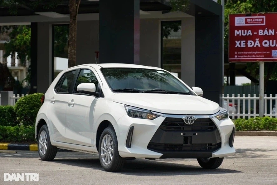 Hyundai Grand i10 lần đầu bán dưới 100 xe trong năm nay, nhưng vẫn hơn Wigo Hyundai Grand i10 lần đầu bán dưới 100 xe trong năm nay, nhưng vẫn hơn Wigo