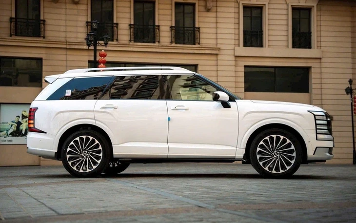 Hyundai Palisade 2026 ở Việt Nam giá dự kiến từ hơn 1,7 tỉ, máy hybrid mạnh hơn Santa Fe Hyundai Palisade 2026 ở Việt Nam giá dự kiến từ hơn 1,7 tỉ, máy hybrid mạnh hơn Santa Fe