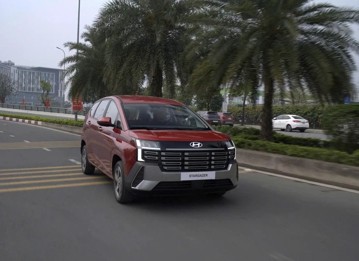Hyundai Stargazer 2026 chạy thử ở Việt Nam: Giá dự kiến từ 500 triệu, màn lớn, có ADAS đấu Xpander Hyundai Stargazer 2026 chạy thử ở Việt Nam: Giá dự kiến từ 500 triệu, màn lớn, có ADAS đấu Xpander
