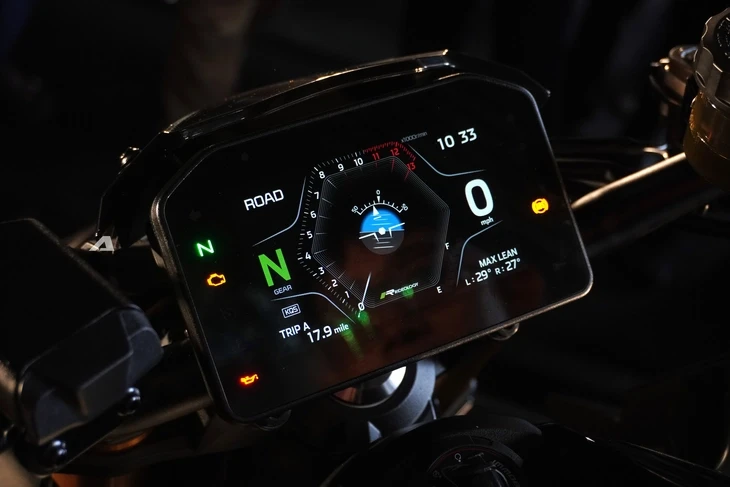 Kawasaki Z1100 SE ra mắt Việt Nam: Có trang bị như ô tô, giá ngang Hyundai Grand i10 Kawasaki Z1100 SE ra mắt Việt Nam: Có trang bị như ô tô, giá ngang Hyundai Grand i10