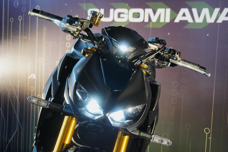 Kawasaki Z1100 SE ra mắt Việt Nam: Có trang bị như ô tô, giá ngang Hyundai Grand i10 Kawasaki Z1100 SE ra mắt Việt Nam: Có trang bị như ô tô, giá ngang Hyundai Grand i10