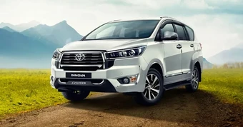 Khi Innova bị 'khai tử': Innova Cross bán gấp đôi, mở đường cho hybrid giá rẻ
