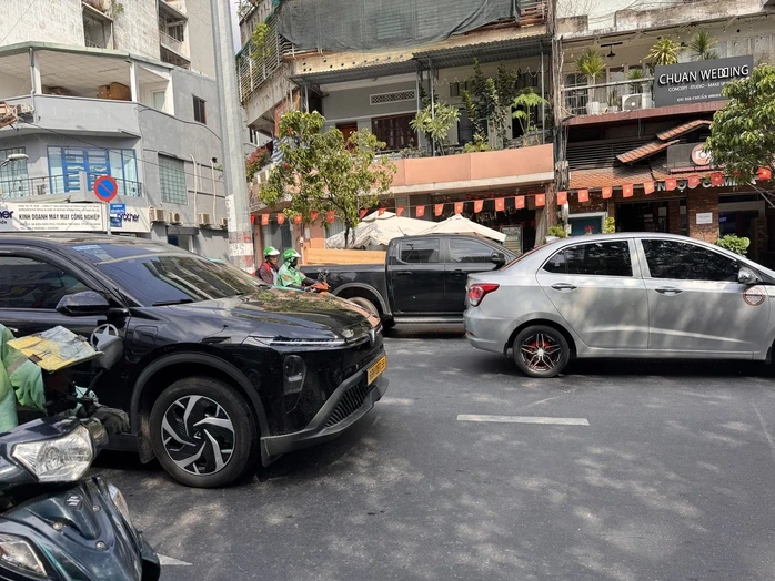 Không khỏi ngỡ ngàng trước thị trường xe bán tải, nhiều người đang tìm đủ mọi cách bán xe Không khỏi ngỡ ngàng trước thị trường xe bán tải, nhiều người đang tìm đủ mọi cách bán xe