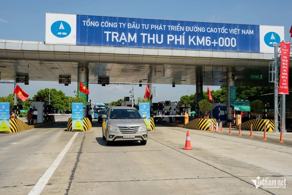 Không muốn mất phí hàng tháng cho VETC và ePass, tài xế có những lựa chọn nào? Không muốn mất phí hàng tháng cho VETC và ePass, tài xế có những lựa chọn nào?