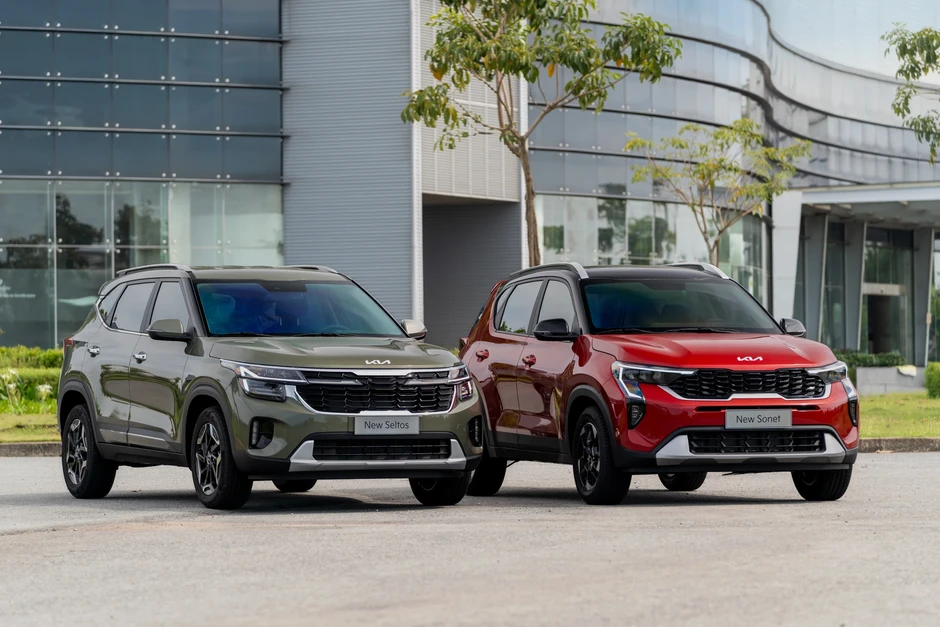 Kia tiếp tục giảm giá Sonet và Seltos, tạo nền giá mới từ 475 triệu đồng Kia tiếp tục giảm giá Sonet và Seltos, tạo nền giá mới từ 475 triệu đồng