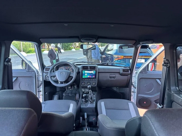 Lada Niva đang rao bán ở Việt Nam có bản mới: Lần đầu tiên có túi khí, vỏ chống gỉ sau gần 50 năm Lada Niva đang rao bán ở Việt Nam có bản mới: Lần đầu tiên có túi khí, vỏ chống gỉ sau gần 50 năm