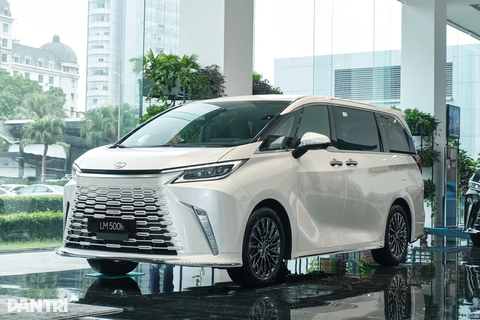 Lexus tiếp tục hạ giá xe hybrid, giảm hàng trăm triệu đồng Lexus tiếp tục hạ giá xe hybrid, giảm hàng trăm triệu đồng