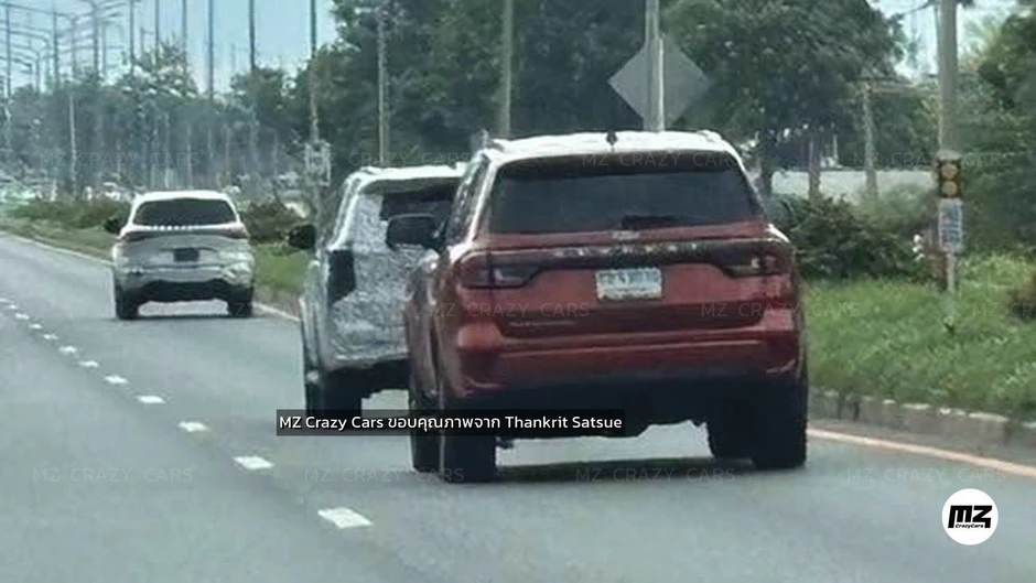 Lộ ảnh Toyota Fortuner đời mới xuất hiện bên cạnh đối thủ Lộ ảnh Toyota Fortuner đời mới xuất hiện bên cạnh đối thủ