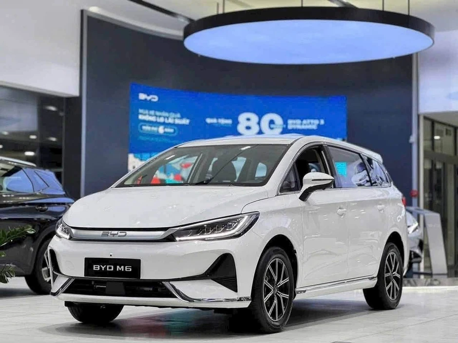 Loạt MPV 7 chỗ giảm giá mạnh, nhiều mẫu xuống dưới 600 triệu đồng Loạt MPV 7 chỗ giảm giá mạnh, nhiều mẫu xuống dưới 600 triệu đồng