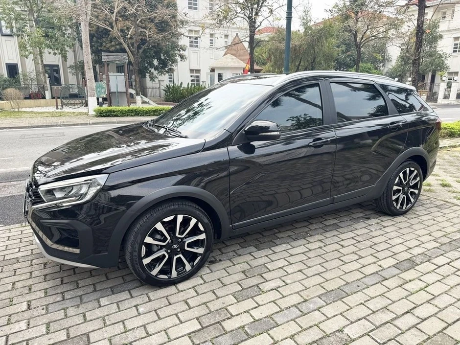 Loạt ô tô Nga rao bán ở Việt Nam: Giá thấp nhất từ 310 triệu đồng Loạt ô tô Nga rao bán ở Việt Nam: Giá thấp nhất từ 310 triệu đồng