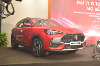Loạt xe MG giảm giá sâu, khách hàng đổ về đại lý trải nghiệm trong tháng 9