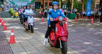 Lựa chọn VinFast Evo Lite: Không cần bằng lái, đổi pin tiện lợi