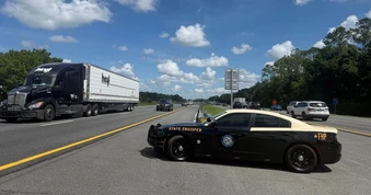 Mỹ: Cảnh sát Florida ra quân xử lý tình trạng đi chậm bám làn trái