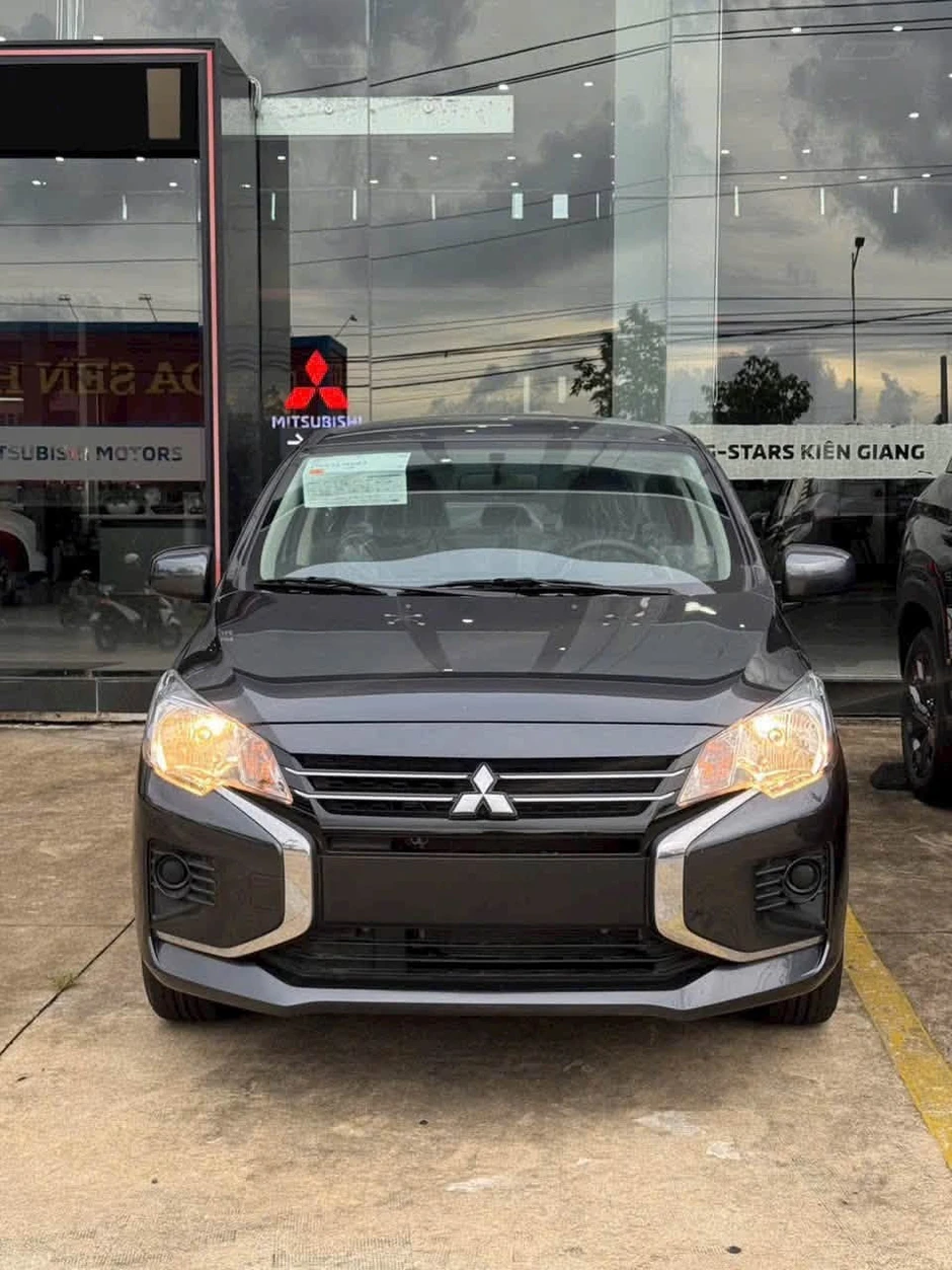 Mẫu xe Mitsubishi giảm giá 80 triệu đồng tại đại lý, rẻ hơn Kia Morning