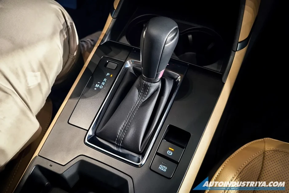 Mazda CX-5 2026 tăng hiện diện trong ĐNÁ với giá quy đổi dưới 1,1 tỷ đồng, động cơ hybrid đấu CR-V Mazda CX-5 2026 tăng hiện diện trong ĐNÁ với giá quy đổi dưới 1,1 tỷ đồng, động cơ hybrid đấu CR-V