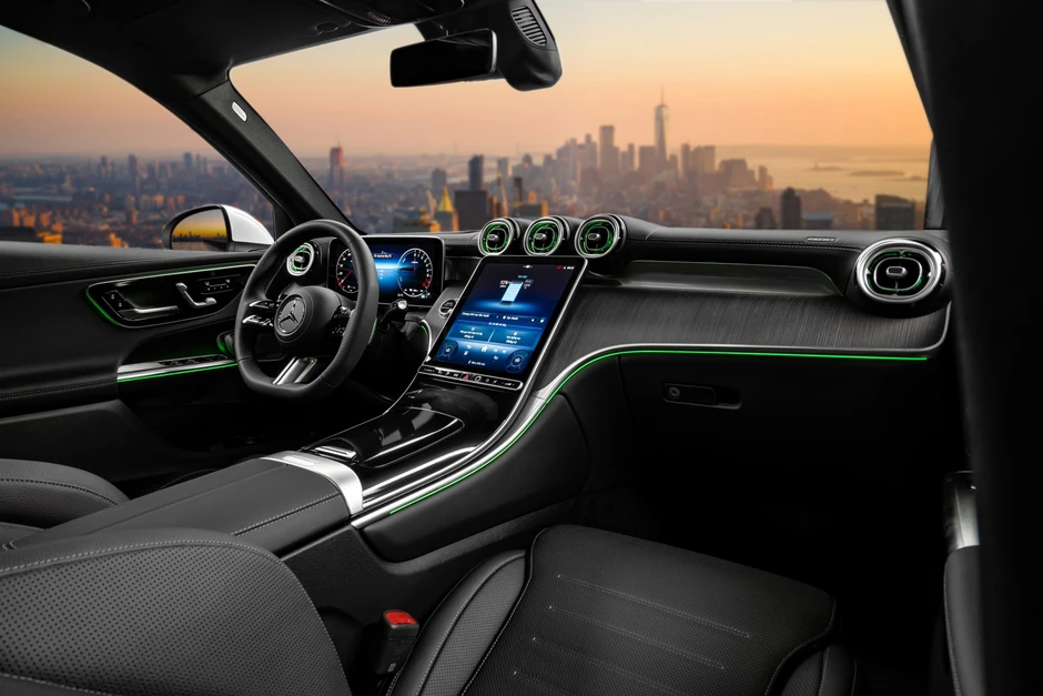 Mercedes-Benz GLC PHEV ra mắt Việt Nam: Giá gần 3 tỷ đồng, hết xăng vẫn chạy tới 128km, ‘phả hơi nóng’ lên X3, Q5 Mercedes-Benz GLC PHEV ra mắt Việt Nam: Giá gần 3 tỷ đồng, hết xăng vẫn chạy tới 128km, ‘phả hơi nóng’ lên X3, Q5