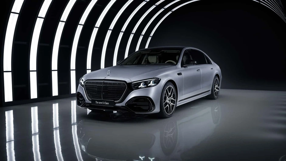 Mercedes-Benz S-Class bản mới xuất hiện tại Việt Nam Mercedes-Benz S-Class bản mới xuất hiện tại Việt Nam