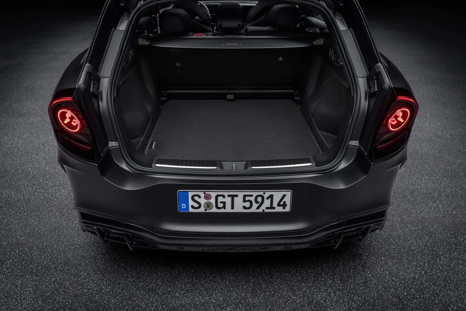 Mercedes tung SUV mạnh nhất, cạnh tranh Porsche Cayenne Electric