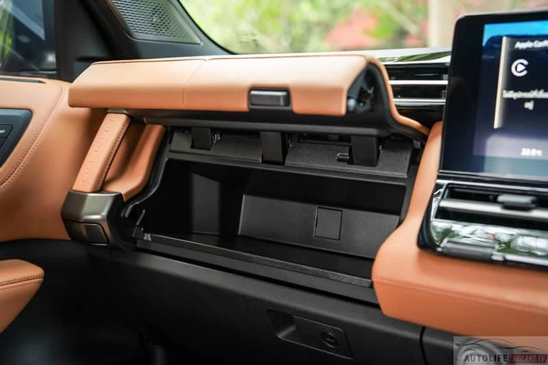 Mitsubishi Pajero thế hệ mới chốt ngày ra mắt ĐNÁ: 3 phiên bản giá quy đổi từ 1,2 tỷ, máy dầu hơn 200 mã lực, tham vọng đấu Everest Mitsubishi Pajero thế hệ mới chốt ngày ra mắt ĐNÁ: 3 phiên bản giá quy đổi từ 1,2 tỷ, máy dầu hơn 200 mã lực, tham vọng đấu Everest