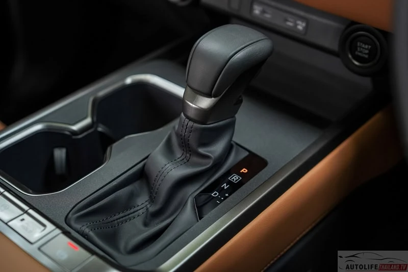Mitsubishi Pajero thế hệ mới chốt ngày ra mắt ĐNÁ: 3 phiên bản giá quy đổi từ 1,2 tỷ, máy dầu hơn 200 mã lực, tham vọng đấu Everest Mitsubishi Pajero thế hệ mới chốt ngày ra mắt ĐNÁ: 3 phiên bản giá quy đổi từ 1,2 tỷ, máy dầu hơn 200 mã lực, tham vọng đấu Everest