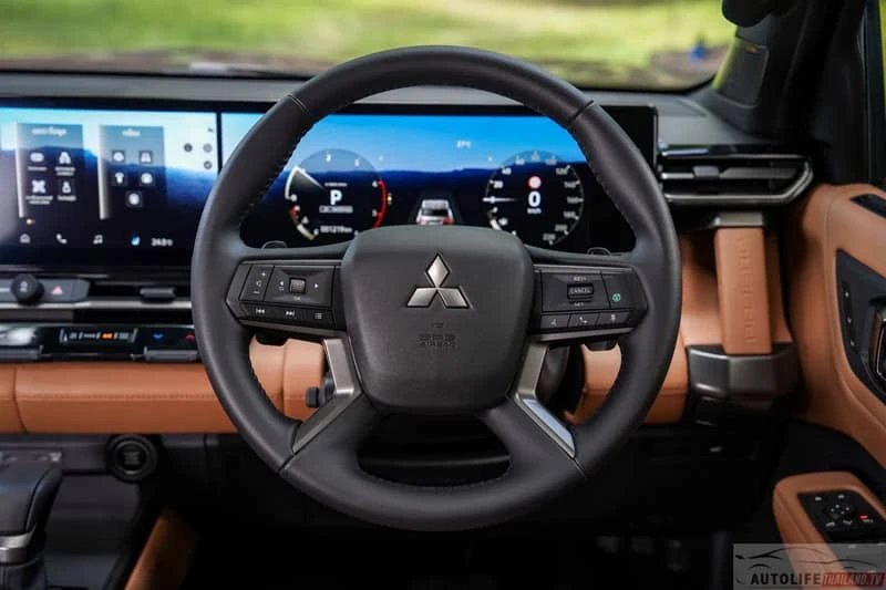 Mitsubishi Pajero thế hệ mới chốt ngày ra mắt ĐNÁ: 3 phiên bản giá quy đổi từ 1,2 tỷ, máy dầu hơn 200 mã lực, tham vọng đấu Everest Mitsubishi Pajero thế hệ mới chốt ngày ra mắt ĐNÁ: 3 phiên bản giá quy đổi từ 1,2 tỷ, máy dầu hơn 200 mã lực, tham vọng đấu Everest