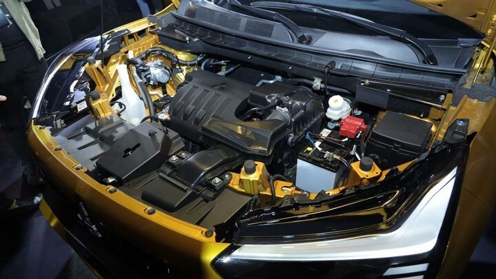 Mitsubishi Xforce và Honda HR-V: Chọn SUV cỡ B tầm giá 700 - 800 triệu đồng Mitsubishi Xforce và Honda HR-V: Chọn SUV cỡ B tầm giá 700 - 800 triệu đồng