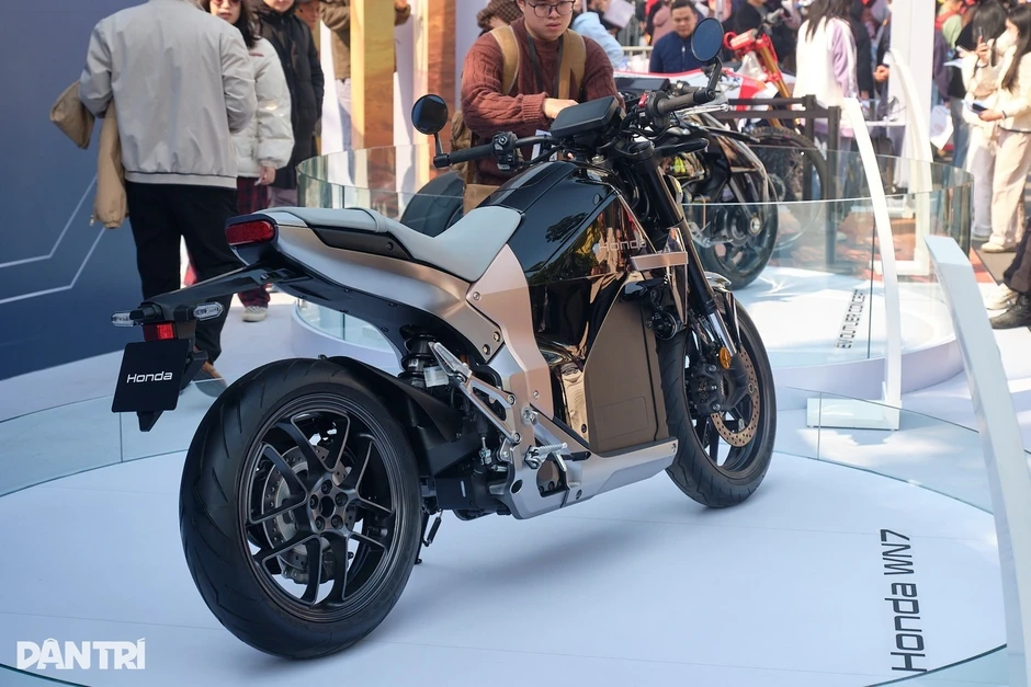 Mô tô điện của Honda giá ngang xe Harley-Davidson điện