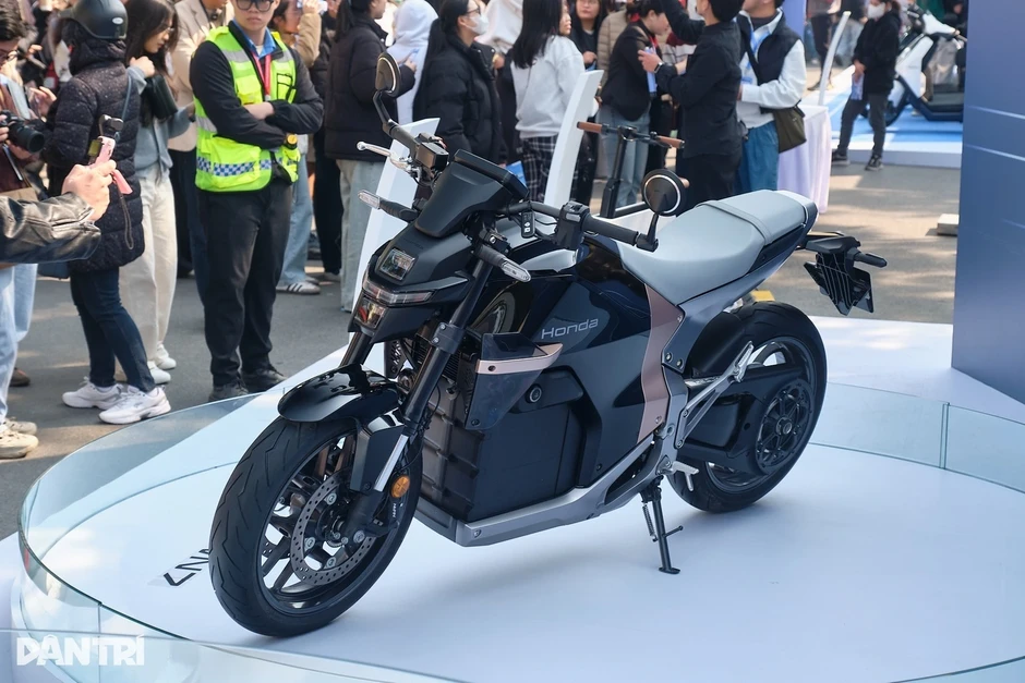 Mô tô điện của Honda giá ngang xe Harley-Davidson điện