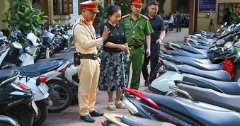 Một tháng, hơn 900 học sinh ở TPHCM vi phạm giao thông