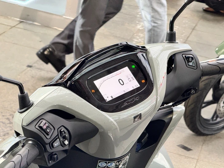 Mua Honda SH 95 triệu, đi 2 năm bán 87 triệu: Người dùng nói gì?