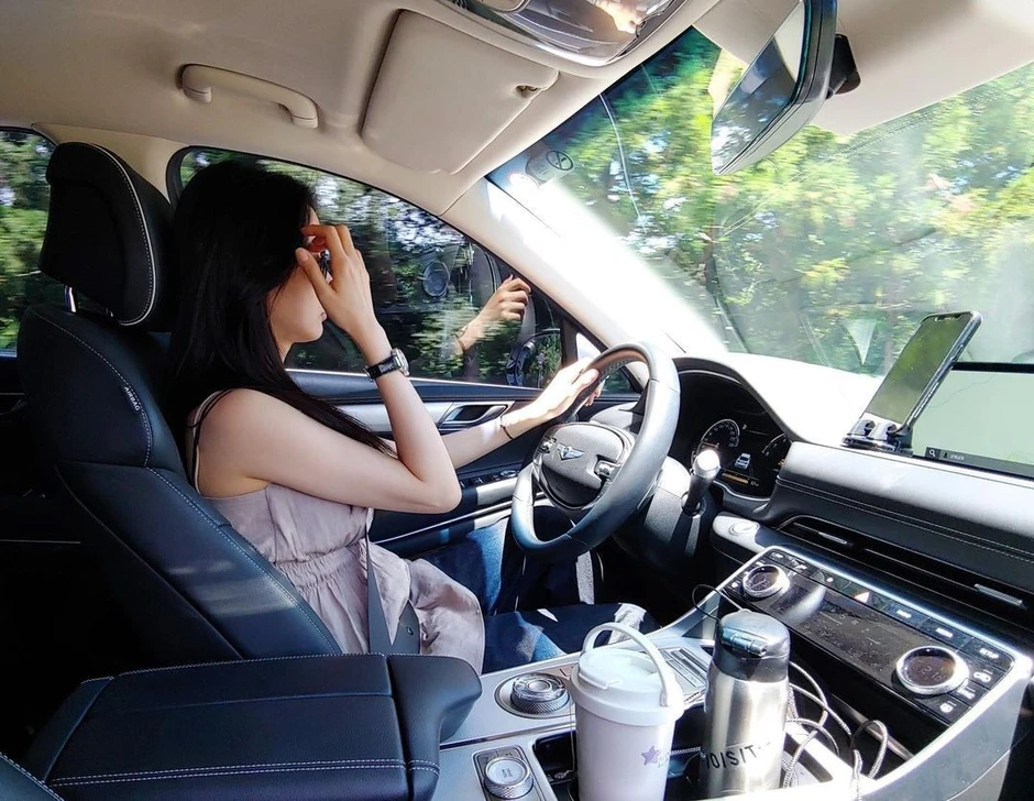 Mua ô tô vài tháng, một chủ xe ở Hà Nội ngồi tính lại mới giật mình: Mỗi tháng gần 6 triệu chỉ để “nuôi xe” Mua ô tô vài tháng, một chủ xe ở Hà Nội ngồi tính lại mới giật mình: Mỗi tháng gần 6 triệu chỉ để “nuôi xe”