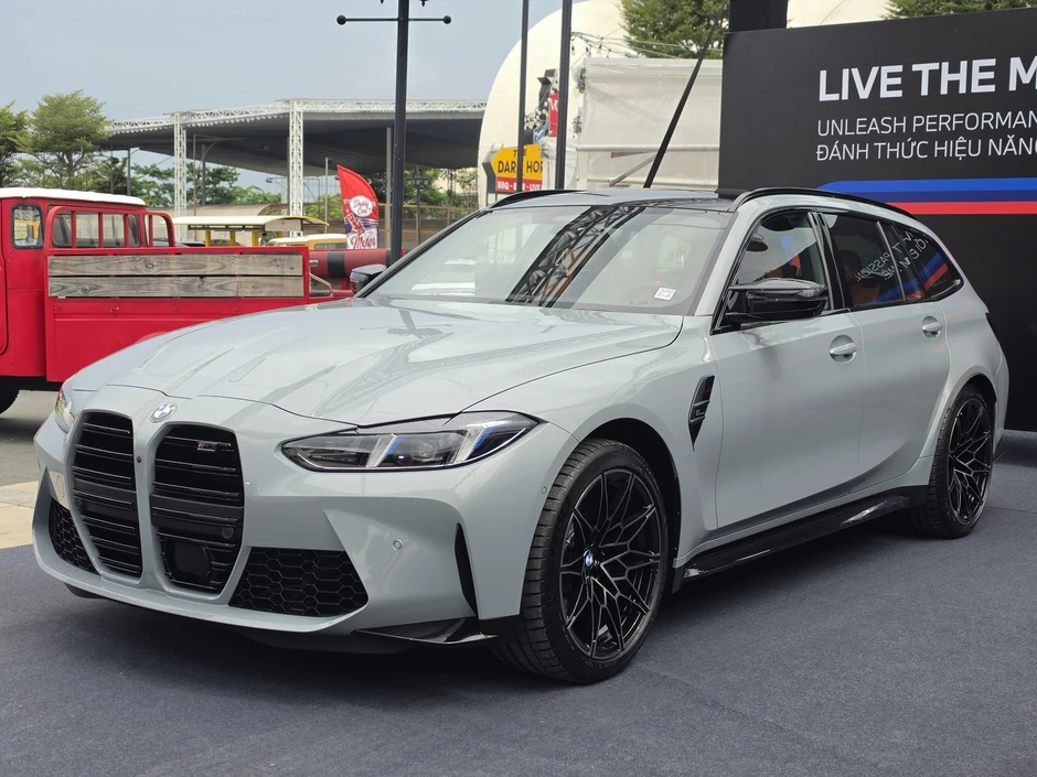 Ngắm BMW M3 Touring giá gần 5,4 tỷ tại Việt Nam, riêng màu sơn đủ mua 1 chiếc SH Ngắm BMW M3 Touring giá gần 5,4 tỷ tại Việt Nam, riêng màu sơn đủ mua 1 chiếc SH