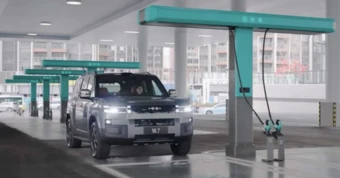 Người Việt thử sạc nhanh Flash BYD tại Trung Quốc: 'Nhảy điện nhanh như đổ xăng'