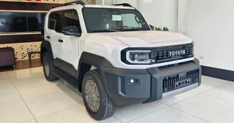 Nguồn cung Toyota Land Cruiser FJ dự kiến cải thiện từ cuối tháng 8