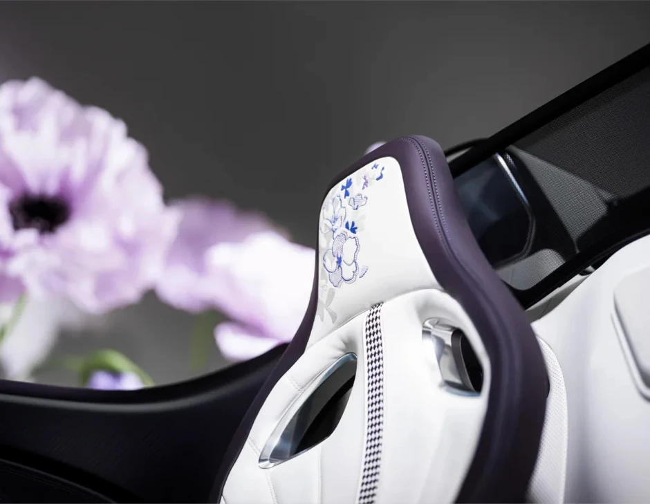 Nhà sưu tập xe tặng con gái hàng hiếm Bugatti 1.600 mã lực giá 5 triệu USD Nhà sưu tập xe tặng con gái hàng hiếm Bugatti 1.600 mã lực giá 5 triệu USD