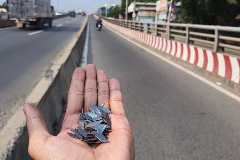 Những câu hỏi điểm liệt trong bài thi lý thuyết sát hạch lái xe (Phần 1) Những câu hỏi điểm liệt trong bài thi lý thuyết sát hạch lái xe (Phần 1)