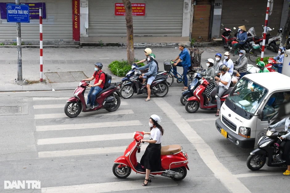 Những lỗi giao thông phổ biến nhưng nhiều người ngỡ ngàng khi bị phạt Những lỗi giao thông phổ biến nhưng nhiều người ngỡ ngàng khi bị phạt
