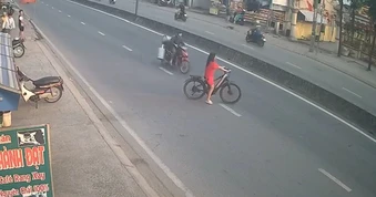 Nổi bật tuần qua: Bé gái gặp nạn vì sang đường như chỗ không người