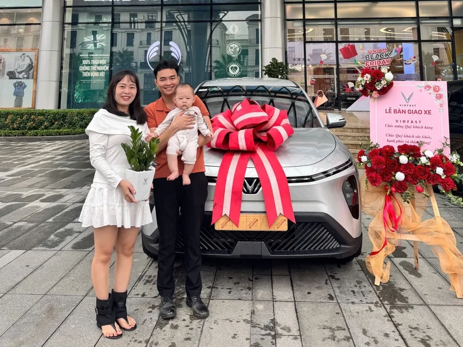 'Nuôi' xe xăng 7 triệu/tháng, một tài xế ở Hà Nội bất ngờ tiết lộ công thức gỡ vốn 'Nuôi' xe xăng 7 triệu/tháng, một tài xế ở Hà Nội bất ngờ tiết lộ công thức gỡ vốn