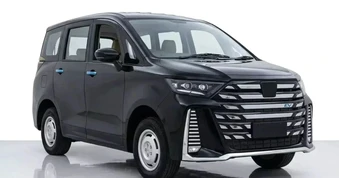 Ô tô điện 'nhái' Toyota Alphard, giá dưới 300 triệu đồng