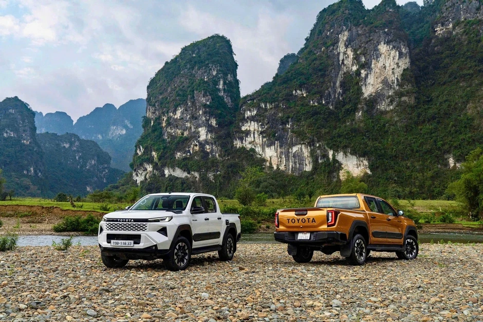 Ô tô hybrid của Toyota hút khách, Hilux vượt Yaris Cross trở thành xe bán chạy nhất Ô tô hybrid của Toyota hút khách, Hilux vượt Yaris Cross trở thành xe bán chạy nhất