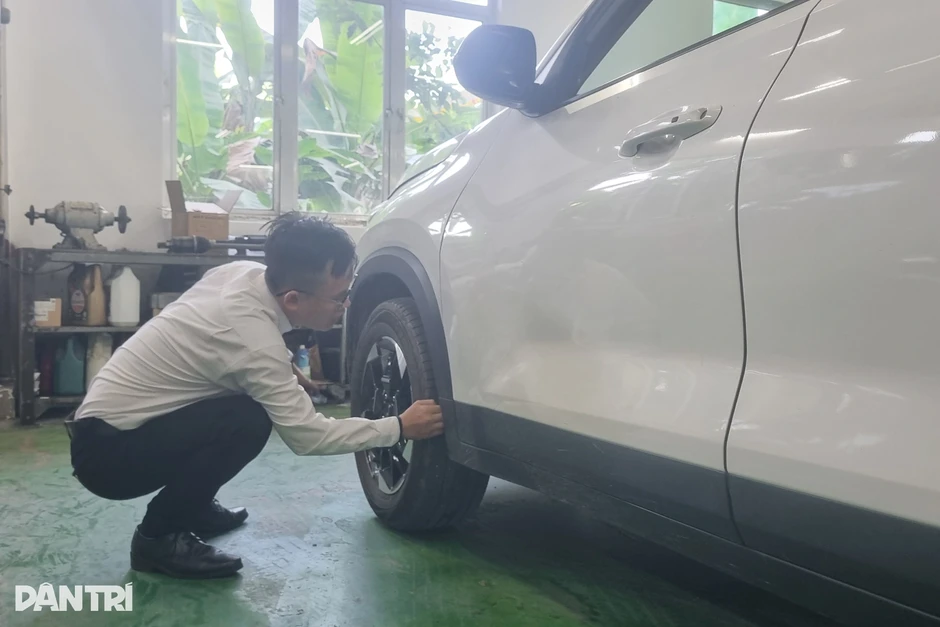 Ô tô nổ lốp trên cao tốc khi trời nắng: Tài xế lưu ý gì để đảm bảo an toàn? Ô tô nổ lốp trên cao tốc khi trời nắng: Tài xế lưu ý gì để đảm bảo an toàn?