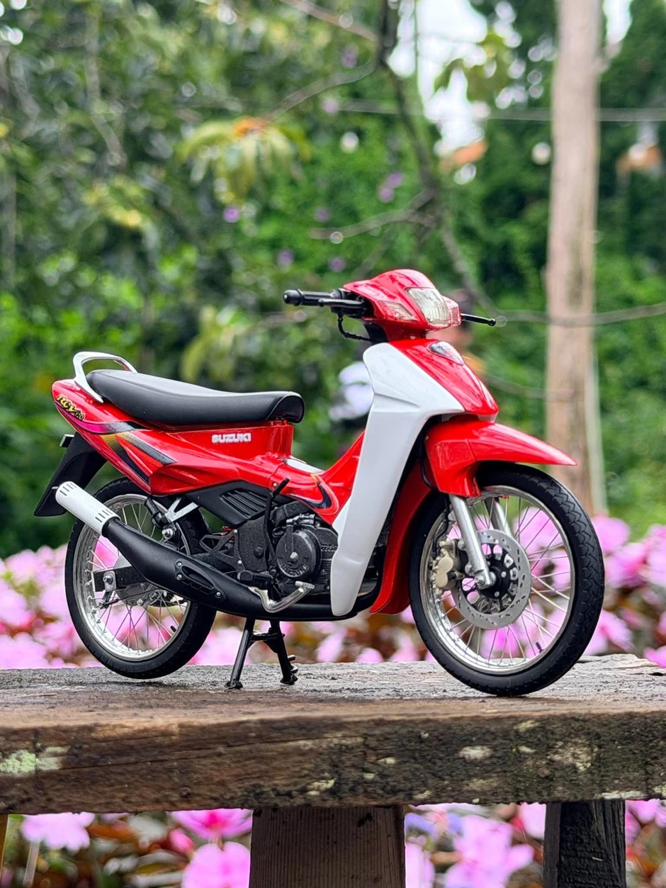 Ông bố trẻ ở Đà Lạt tái hiện huyền thoại ‘Su Xì po’ chỉ nằm trong lòng bàn tay Ông bố trẻ ở Đà Lạt tái hiện huyền thoại ‘Su Xì po’ chỉ nằm trong lòng bàn tay