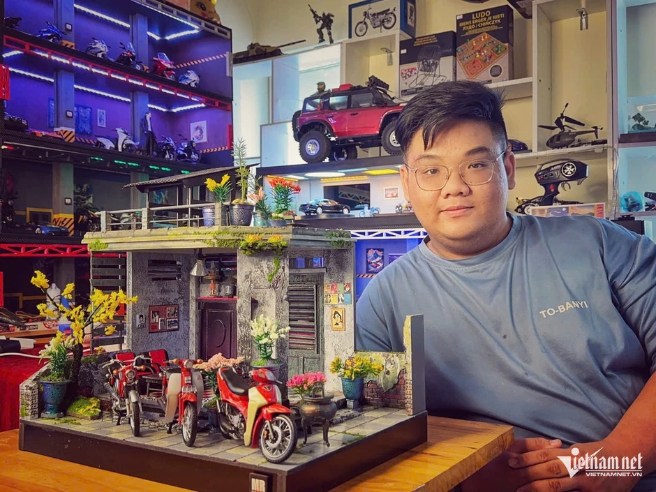 Ông bố trẻ ở Đà Lạt tái hiện huyền thoại ‘Su Xì po’ chỉ nằm trong lòng bàn tay Ông bố trẻ ở Đà Lạt tái hiện huyền thoại ‘Su Xì po’ chỉ nằm trong lòng bàn tay