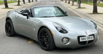 Pontiac Solstice 2006 số sàn độc nhất Việt Nam rao bán giá 1,85 tỷ đồng
